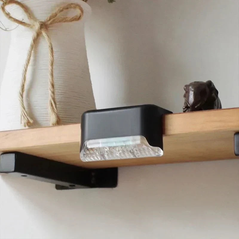 Lampă solară LED ultra-puternică pentru exterior